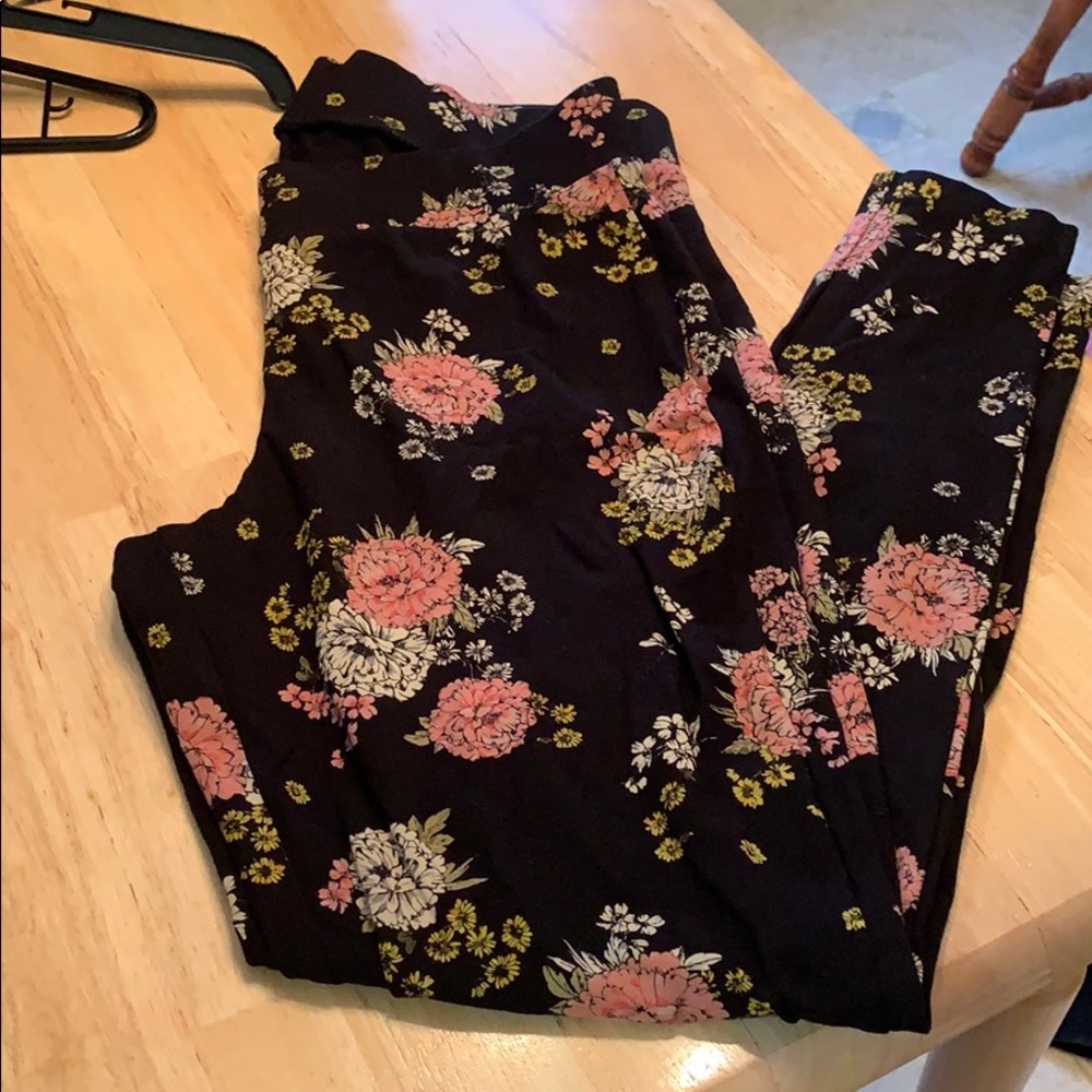 Floral leggings torrid size 1